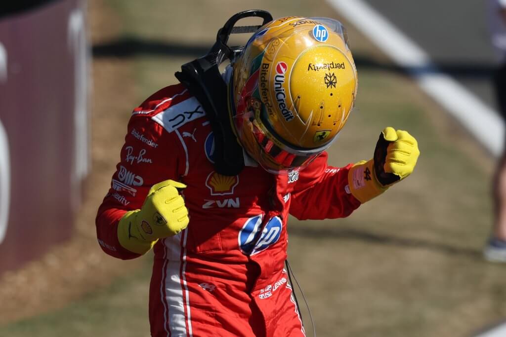 Hamilton storms to Sprint race pole position at Silverstone